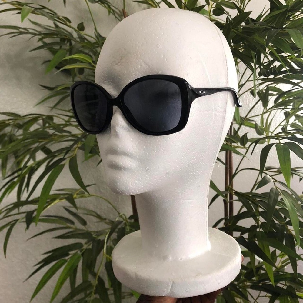 Oakley Black Wrap Around Oversize Round Women Sunglasses Made in USA Goth Biker